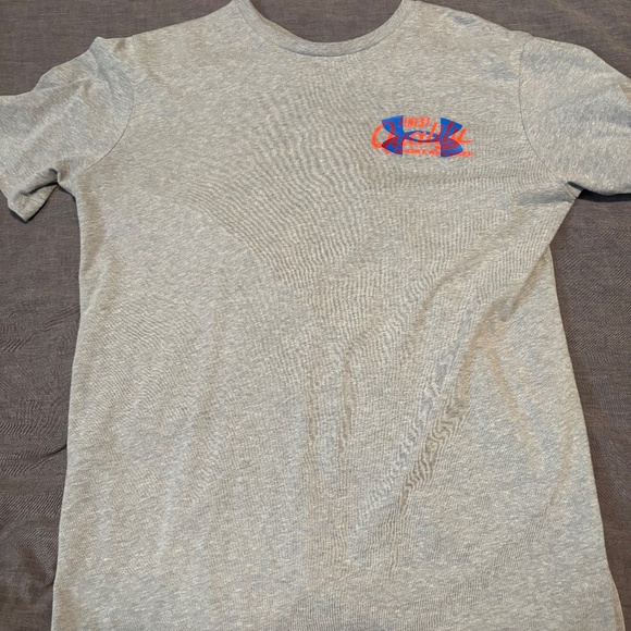 Mens M Grey Under Armour Shirt - Picture 1 of 3